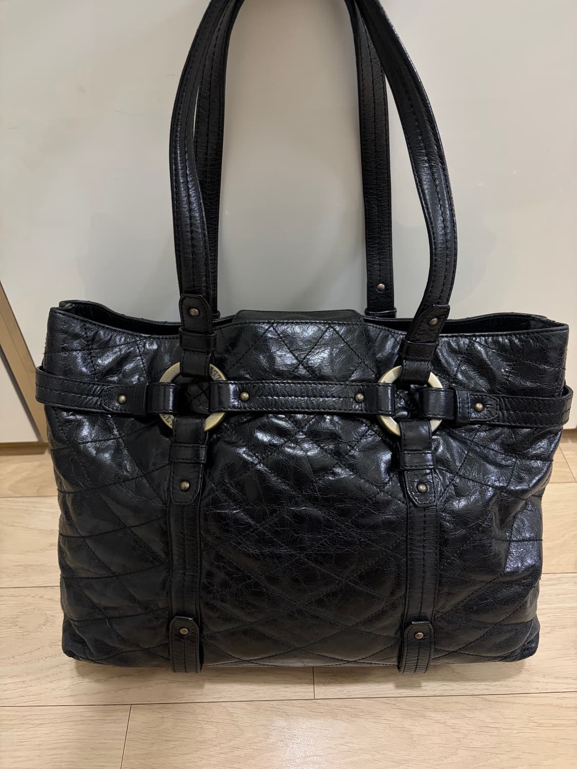 발리 정품 다이아 퀄팅 레더 숄더백 상품이미지1