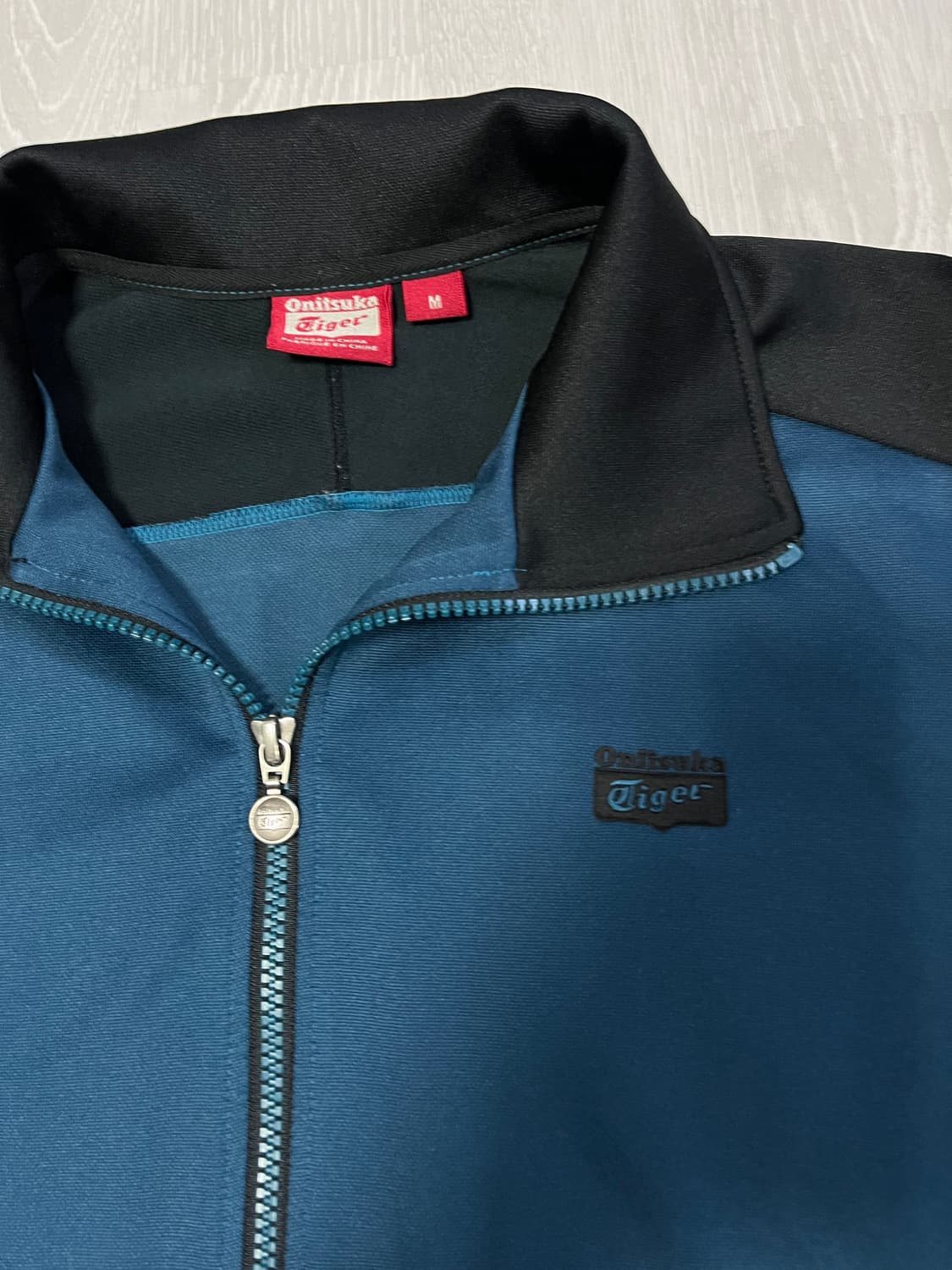 오니츠카타이거 빅로고 져지M 상품이미지3