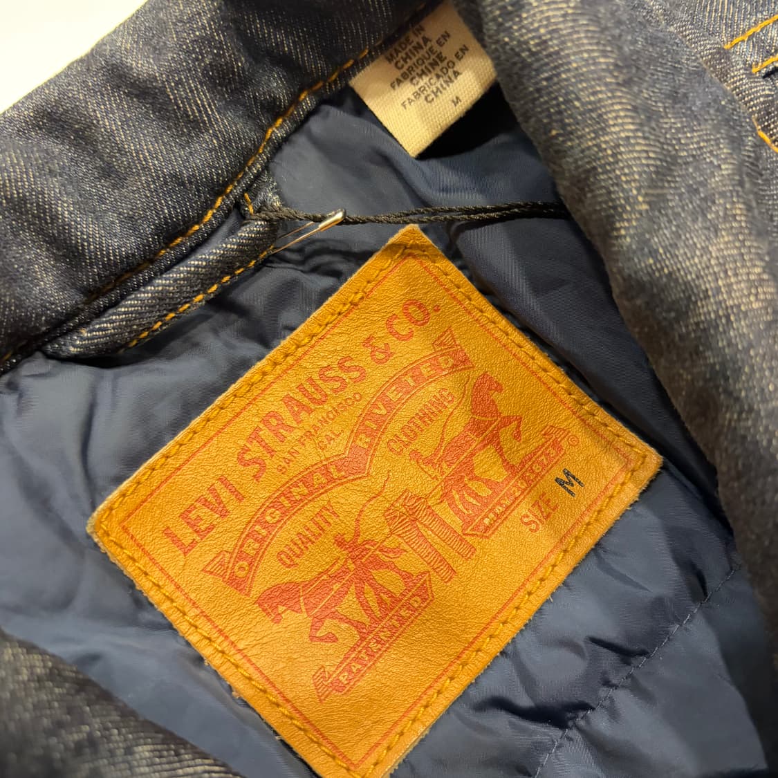 [M] 리바이스 다운 패딩 안감 데님 트러커 자켓 B285 상품이미지5