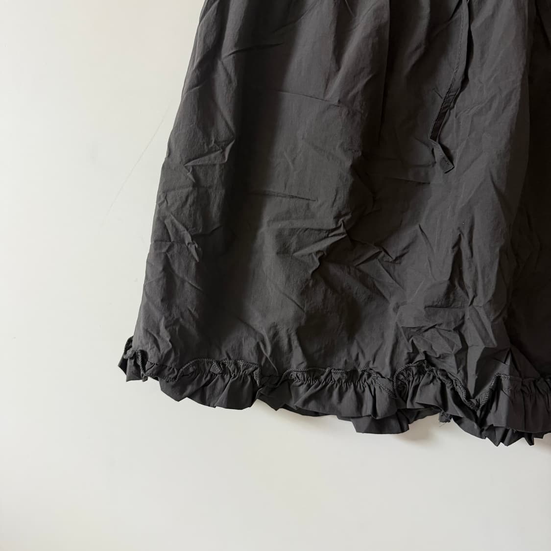 새상품 여자 미디 프릴 스커트 상품이미지2