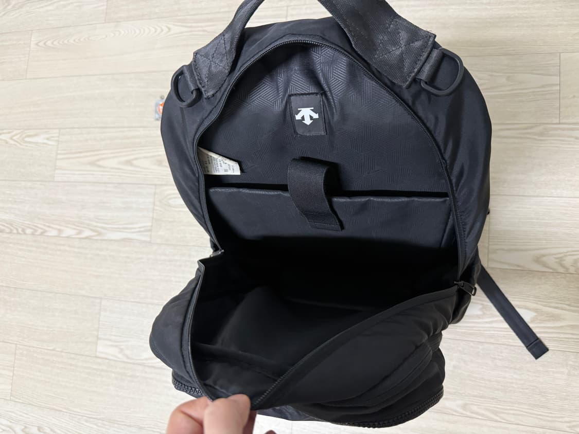 데상트 턴즈 백팩 가방 상품이미지6