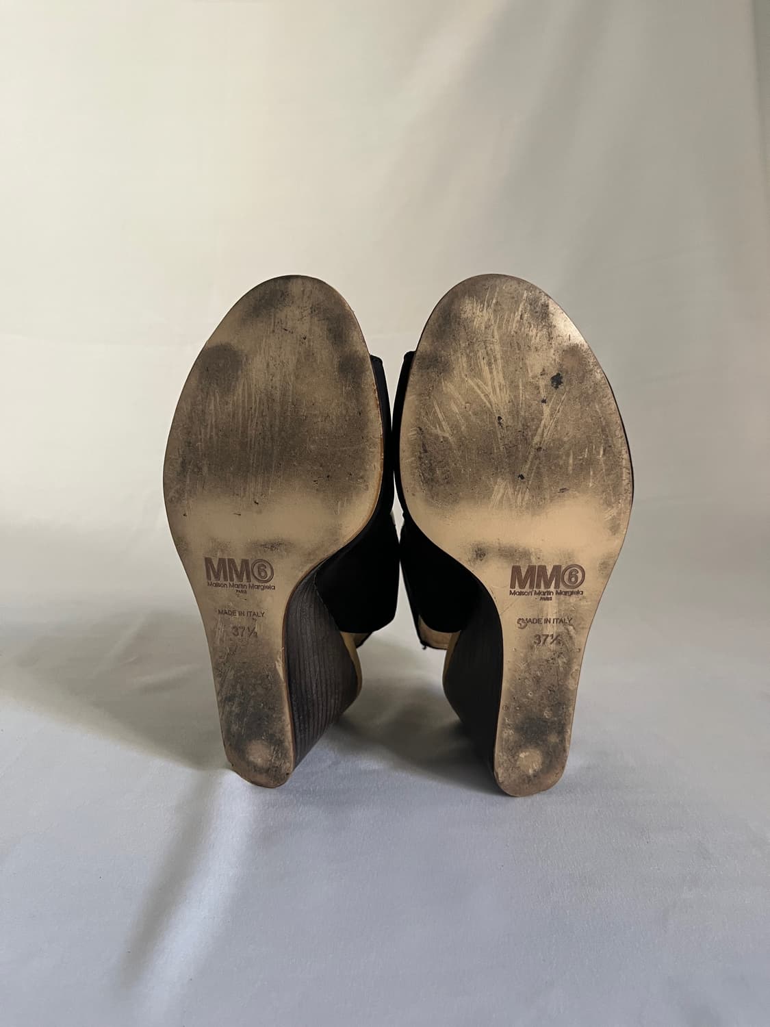 메종마르지엘라 MM6 컷아웃 웨지힐 상품이미지10