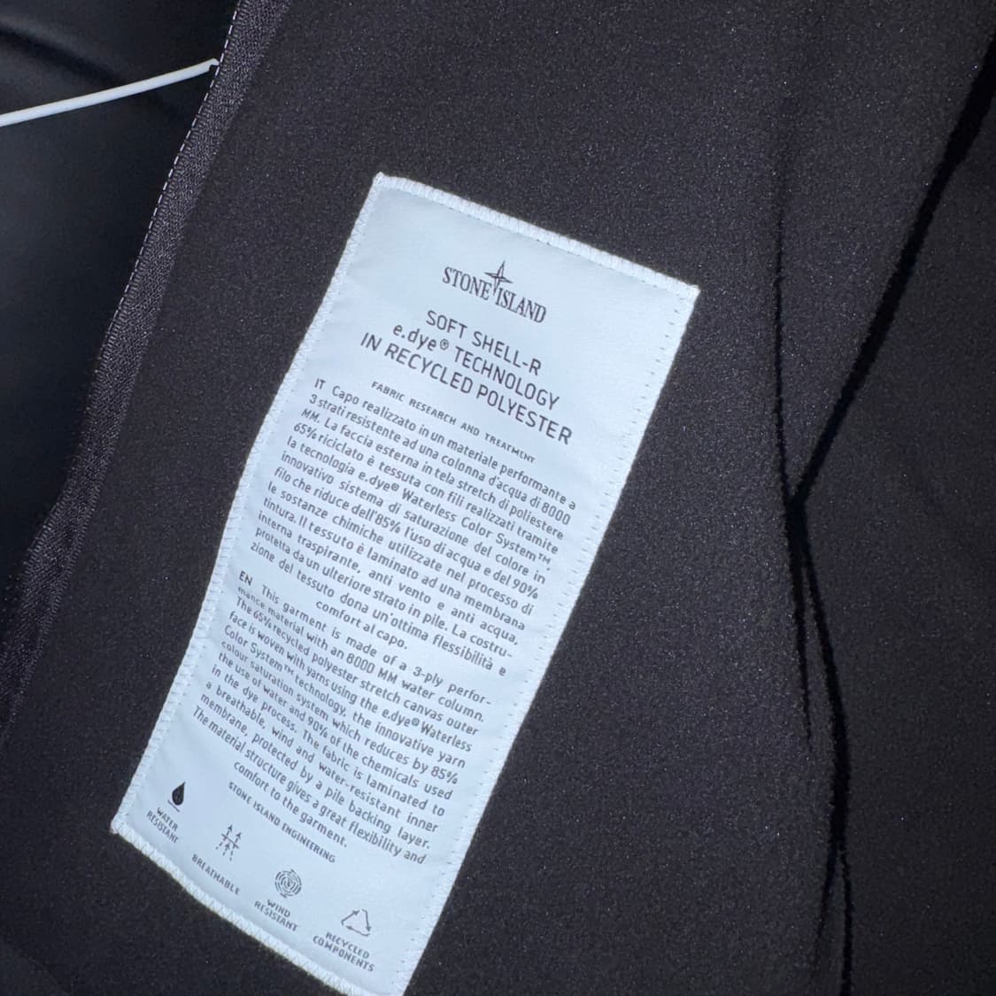 24FW 스톤Q0222 소프트 쉘-R E.Dye 테크놀로지 인 리사이클 상품이미지6