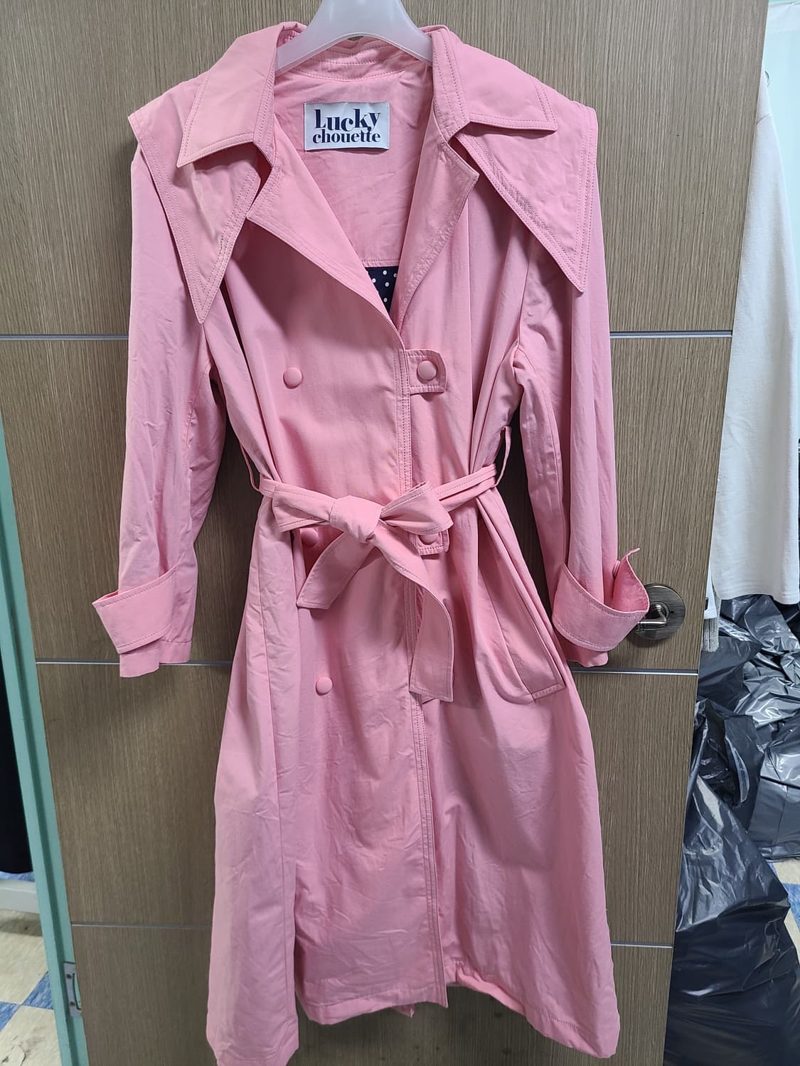럭키슈에뜨 트렌치코트  상품이미지1