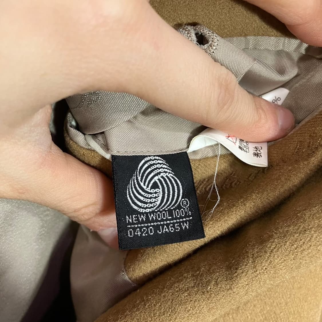 버버리 금장 울 블레이저 상품이미지7