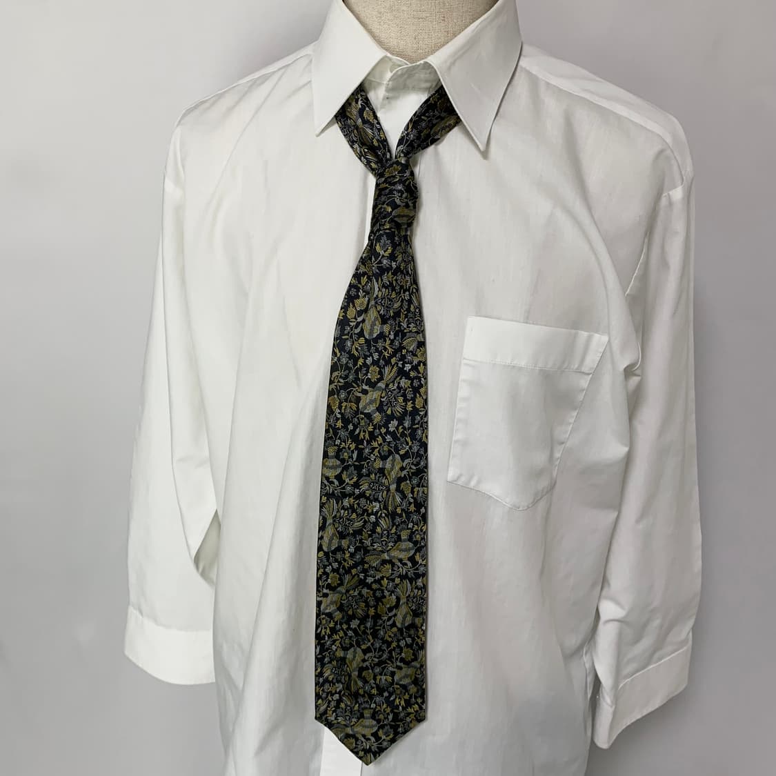 생로랑 앤틱 플라워 패턴 자수 실크 넥타이 빈티지 입생로랑 상품이미지1