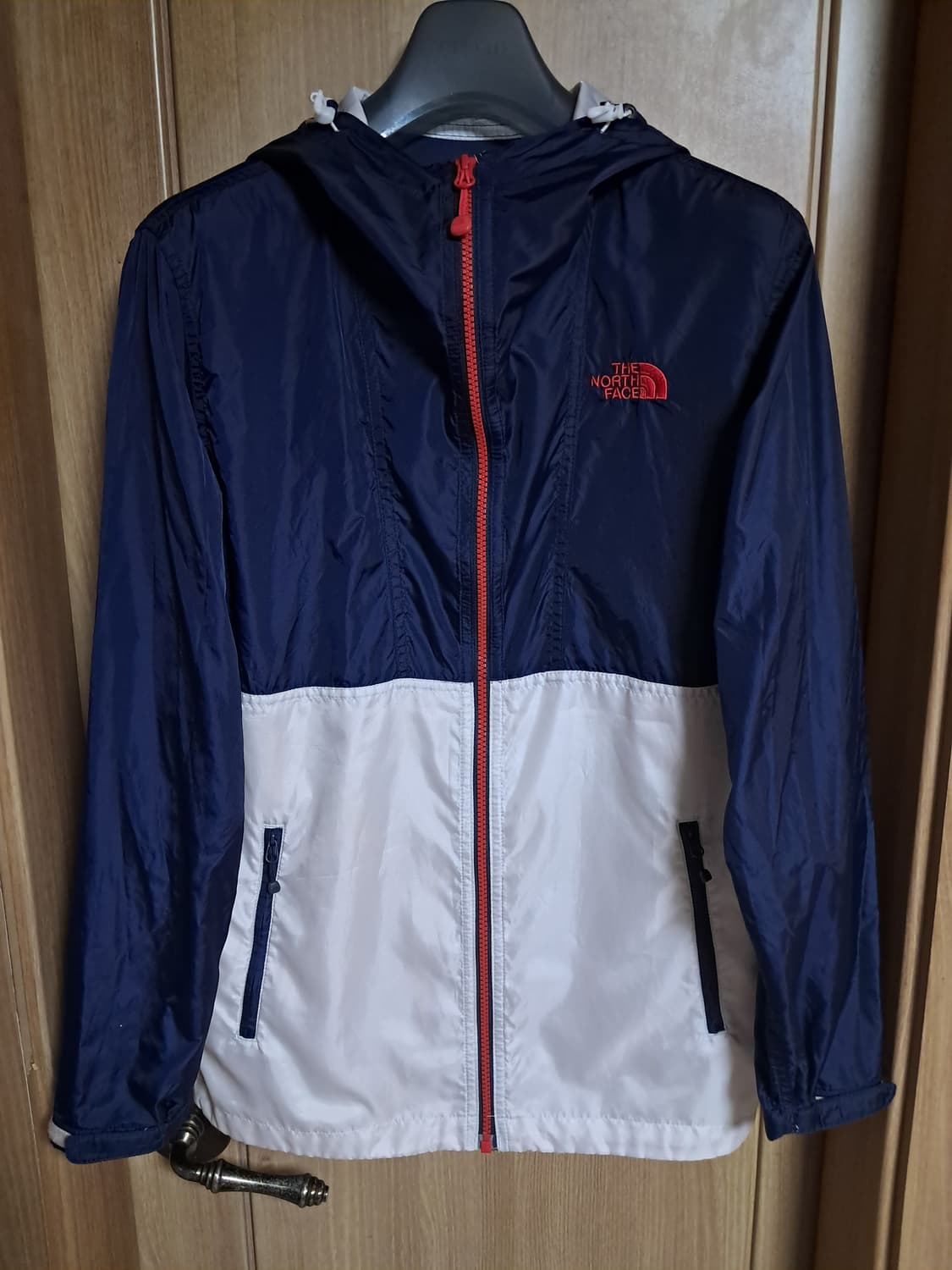 노스페이스 여성 바람막이 85 상품이미지1