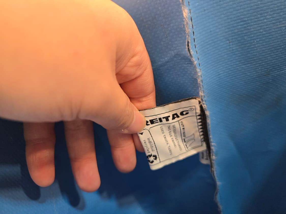 [쿨거환영]프라이탁 F52 마이애미 바이스 'gis' 프린팅 (희귀템) 상품이미지3