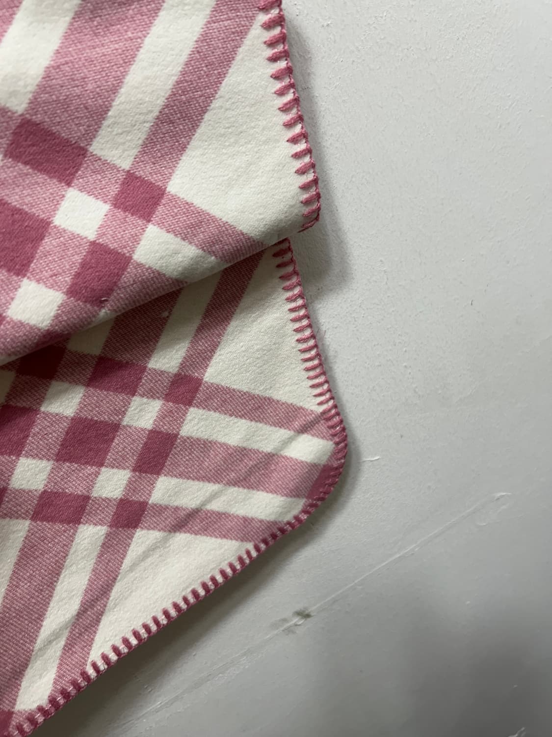 버버리 체크 핑크 머플러 새상품  상품이미지3
