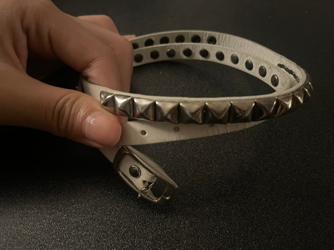 갸루 화이트 스터드 팔찌 상품이미지1