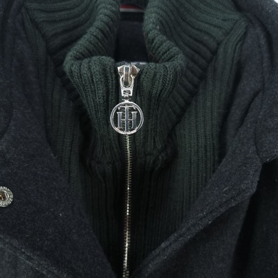 [타미힐피거] 집업 넥 레어이더 모직 후드 코트 챠콜 M18618 상품이미지7