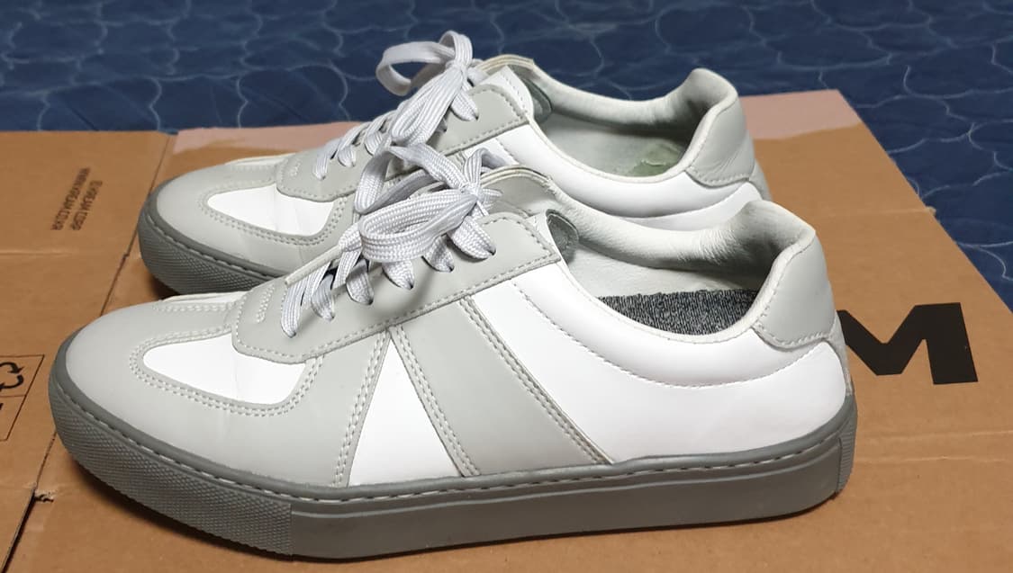 LAR 뮌헨 화이트 스니커즈 (240) 상품이미지3