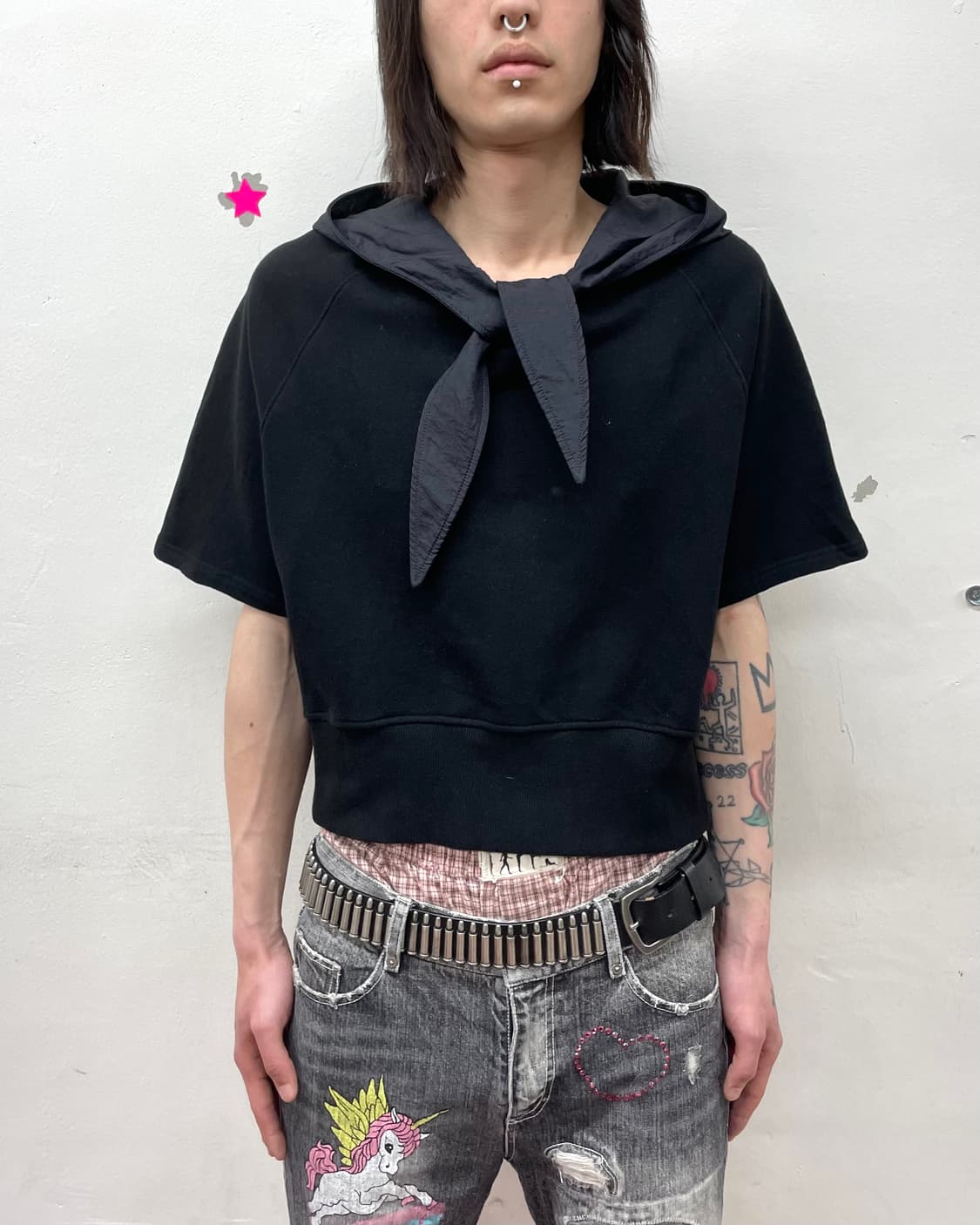 Strap Black Hooded T-Shirt 상품이미지3