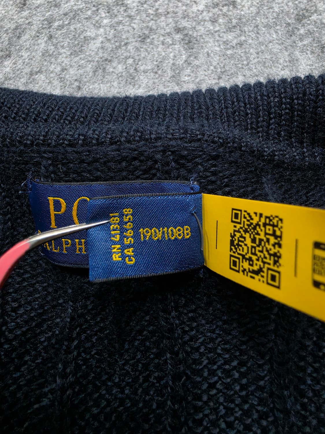 폴로 랄프로렌 케이블 꽈배기 큐알택 하프단추 카라 반팔니트 2XL 네이비 상품이미지5