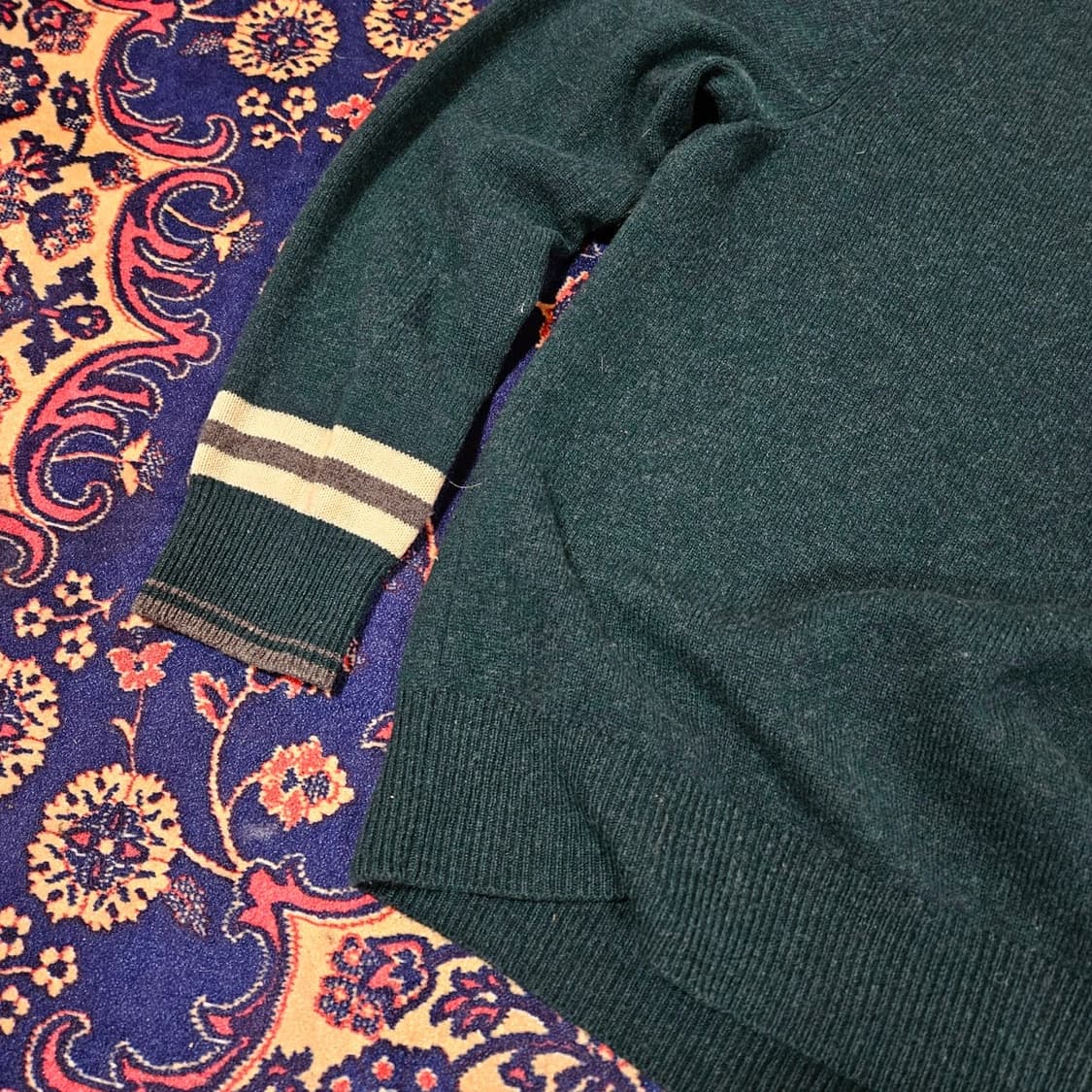 헤지스(Hazzys) Wool 100% 브이넥 니트 스웨터 상품이미지5