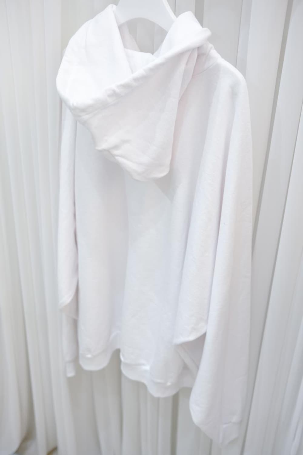 Yeezy 상품이미지5