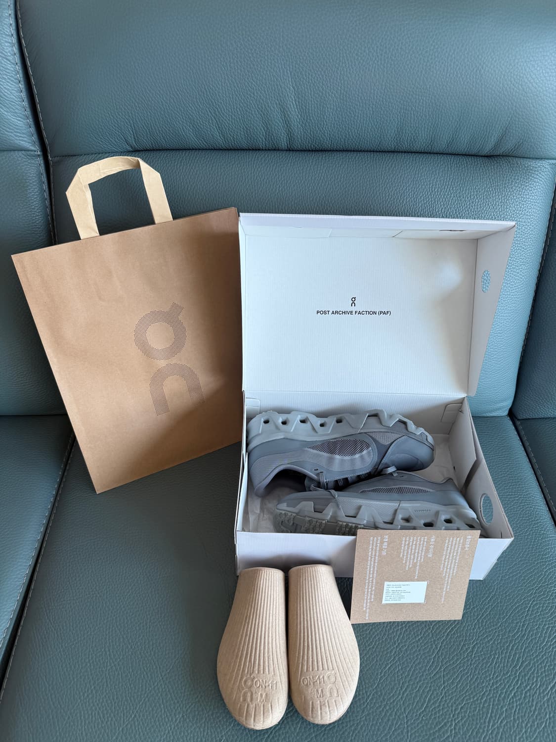 265 온러닝 파프 클라우드몬스터 하이퍼 팬텀 아폴로 (잠실매장한정판) 상품이미지1