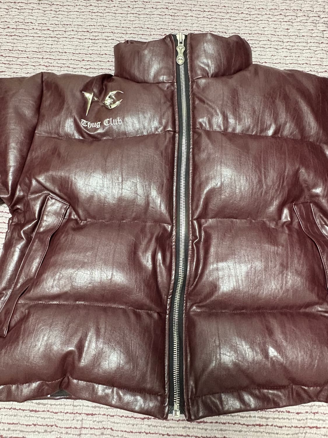 떠그클럽 퍼플 패딩 1사이즈 새상품  상품이미지1