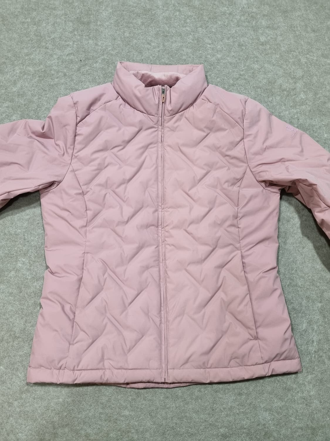 여성 100 블랙야크 오리털 경량 패딩 상품이미지7