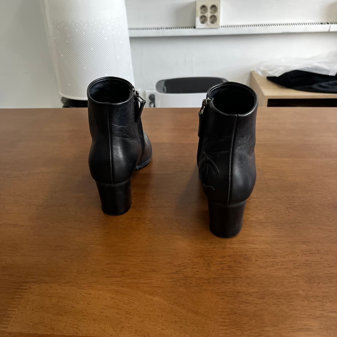 샤넬 앵클 부츠 36.5C 상품이미지4
