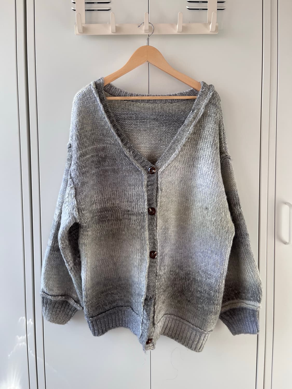 Kastane 블루그레이 그라데이션 헤비 니트 가디건 상품이미지8