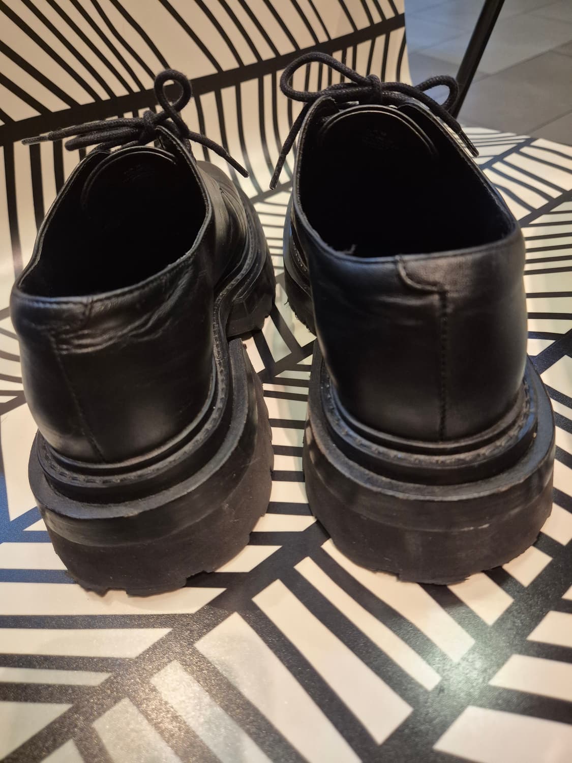 코스 더비 슈즈 38 판매합니다 상품이미지2