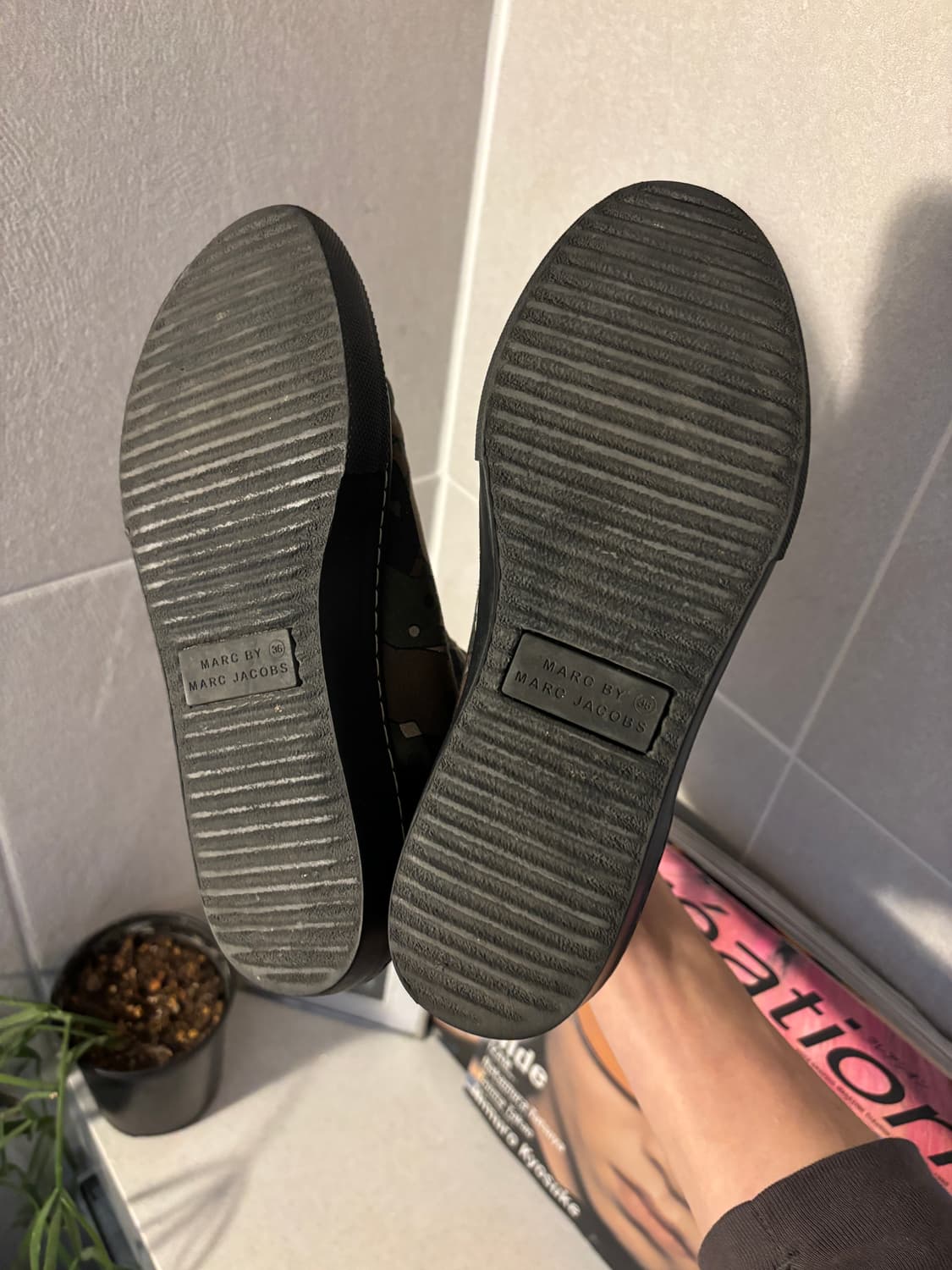 마크 바이 마크 제이콥스 카모 스커트 하이탑 상품이미지6