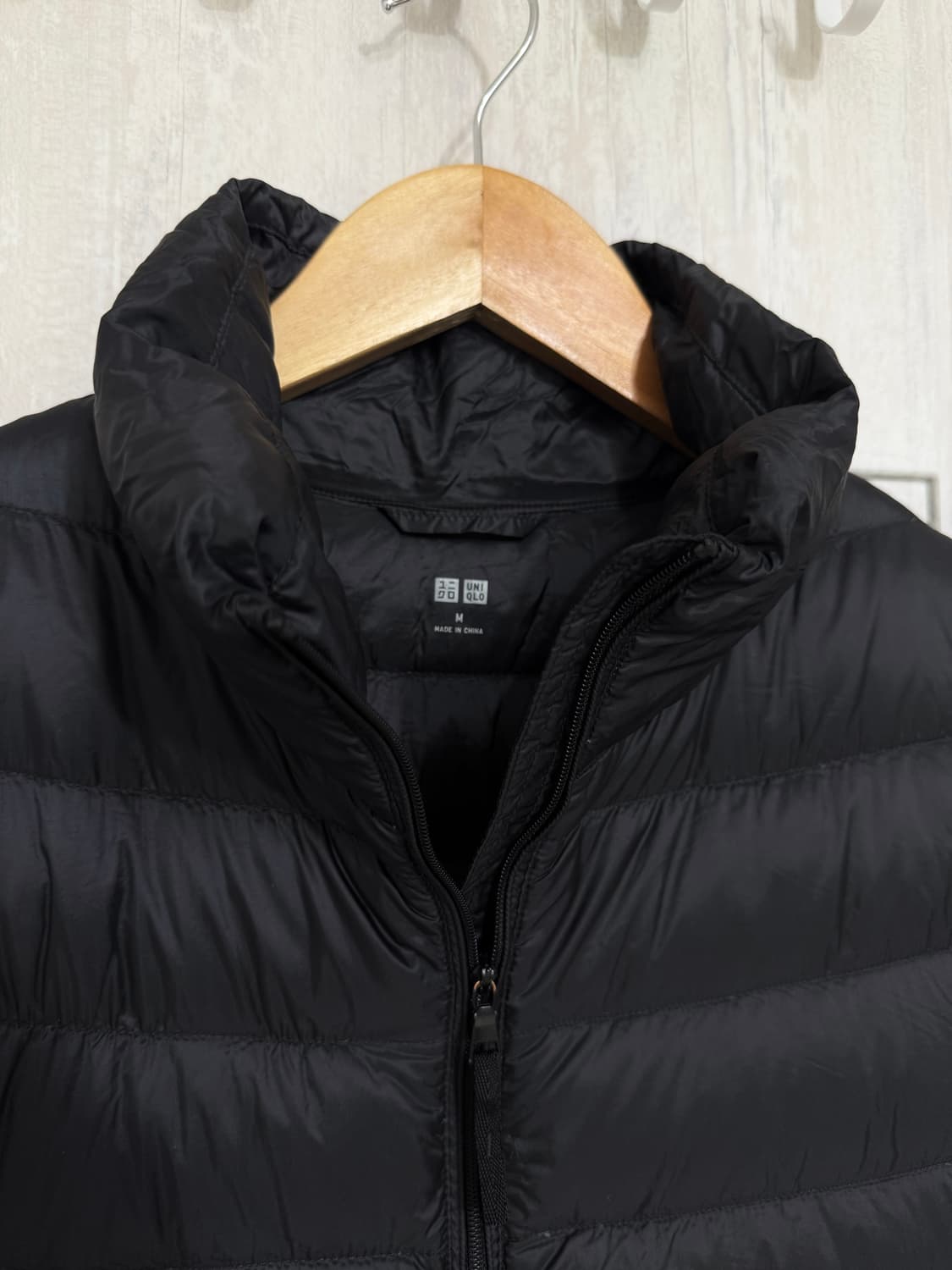 여성 M / 유니클로 경량패딩 상품이미지3