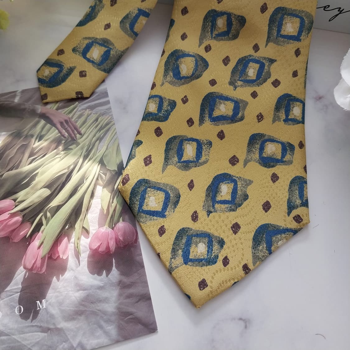 엔리코 코베리 실크 옐로우 패턴 넥타이 10cm A+등급 K1327
 상품이미지5