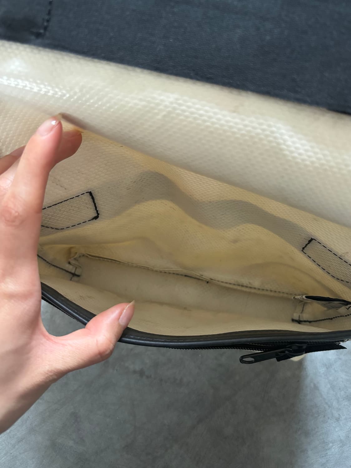 Freitag 프라이탁 아이보리 제이미 미니 크로스백 상품이미지5