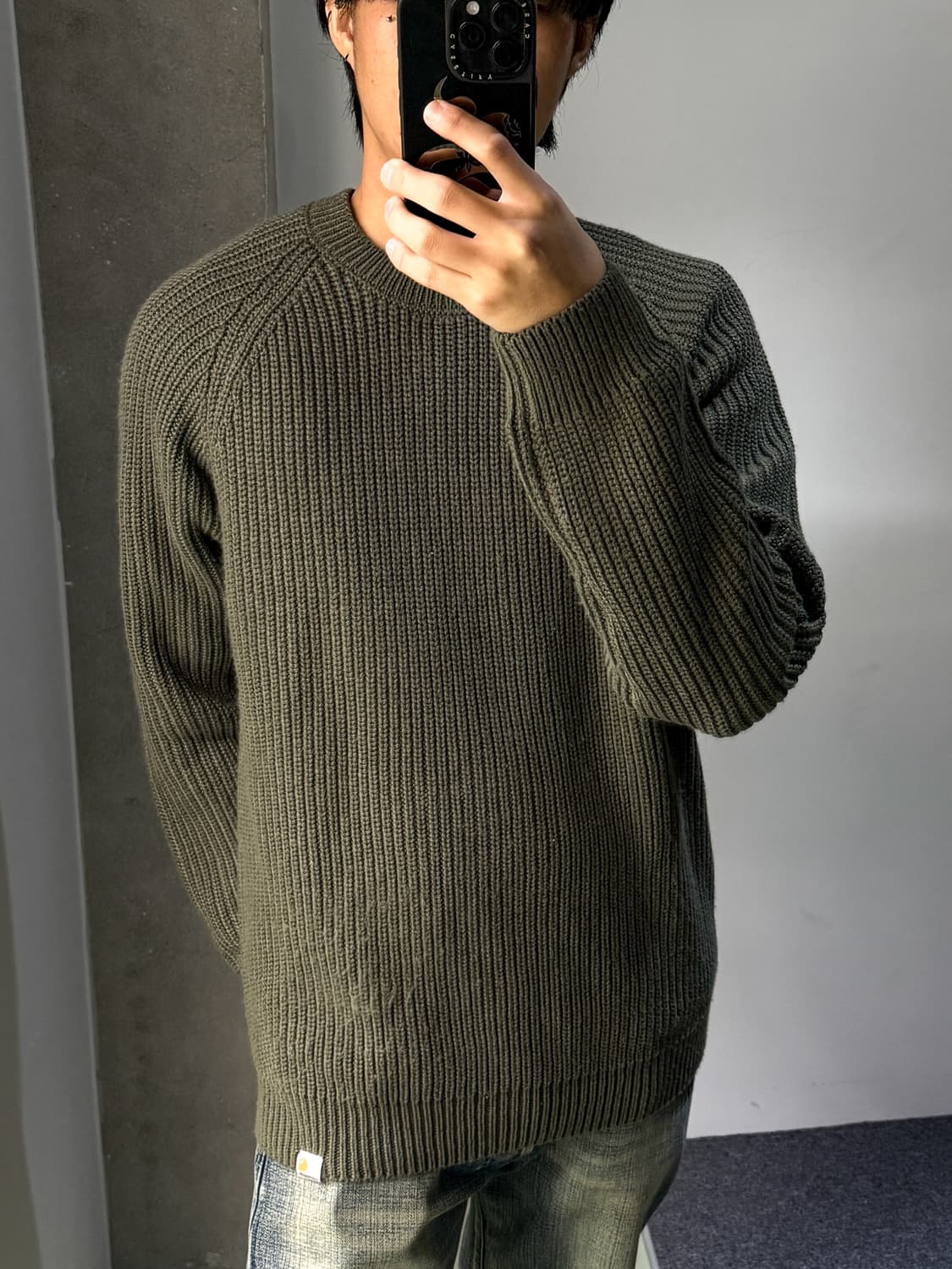 칼하트 WIP 포스 스웨터 상품이미지2