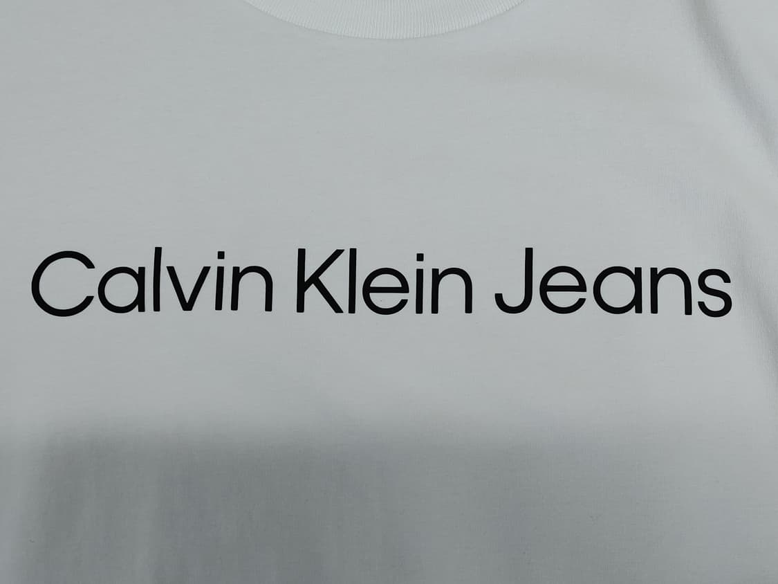Calvin Klein 캘빈클라인 화이트  스판 반팔라운드티 상품이미지5