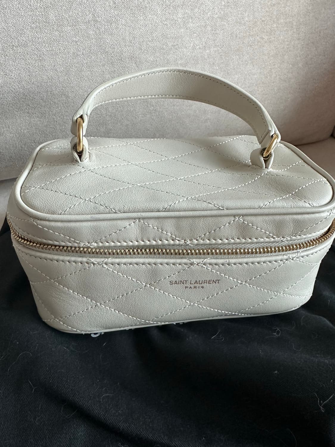 생로랑 베니티백 상품이미지1