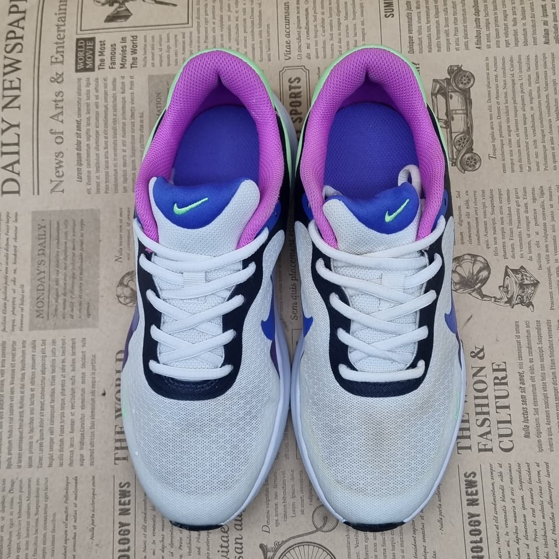 나이키 레볼루션7 아동운동화225 상품이미지2