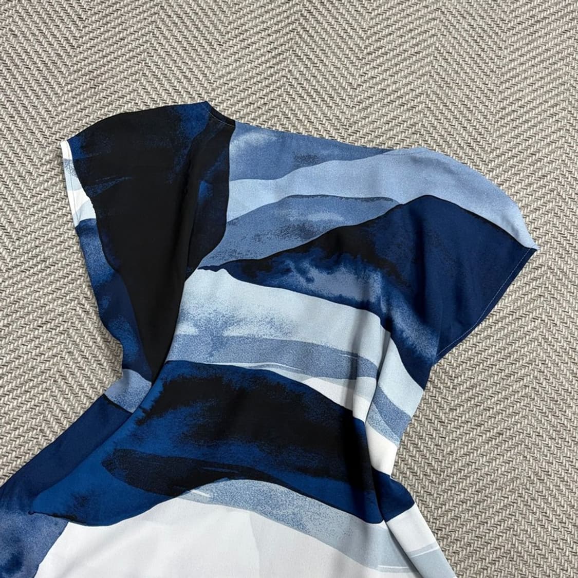 dkny 패턴 블라우스 v4396 상품이미지4