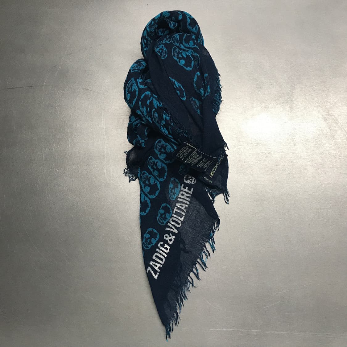 쟈딕앤볼테르 스컬 패턴 스카프 상품이미지1