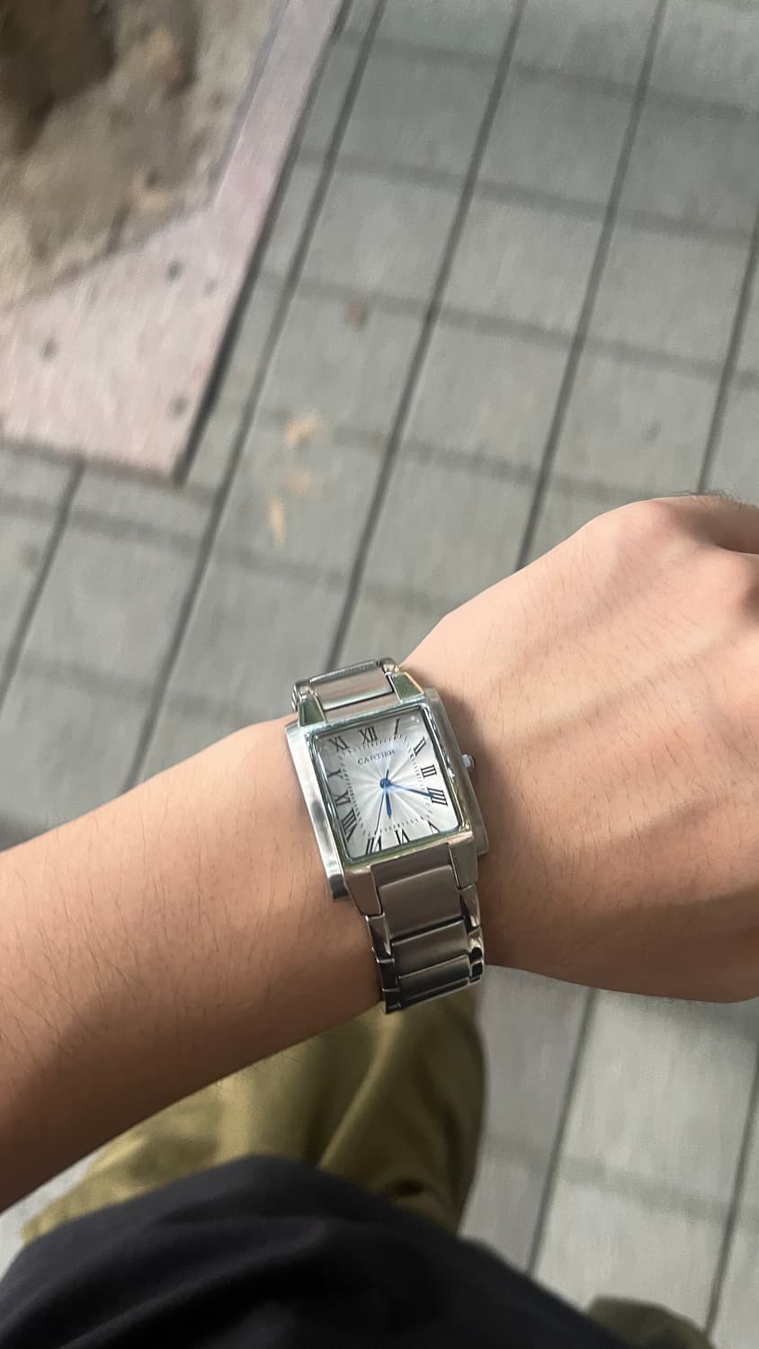 까르띠에 탱크 프랑세즈 쿼츠 상품이미지1