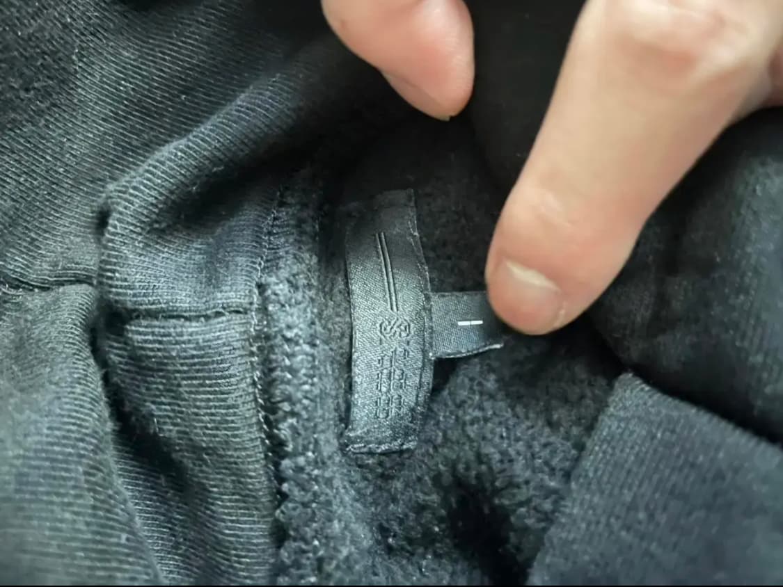 99%is 블랙 후드티 상품이미지3