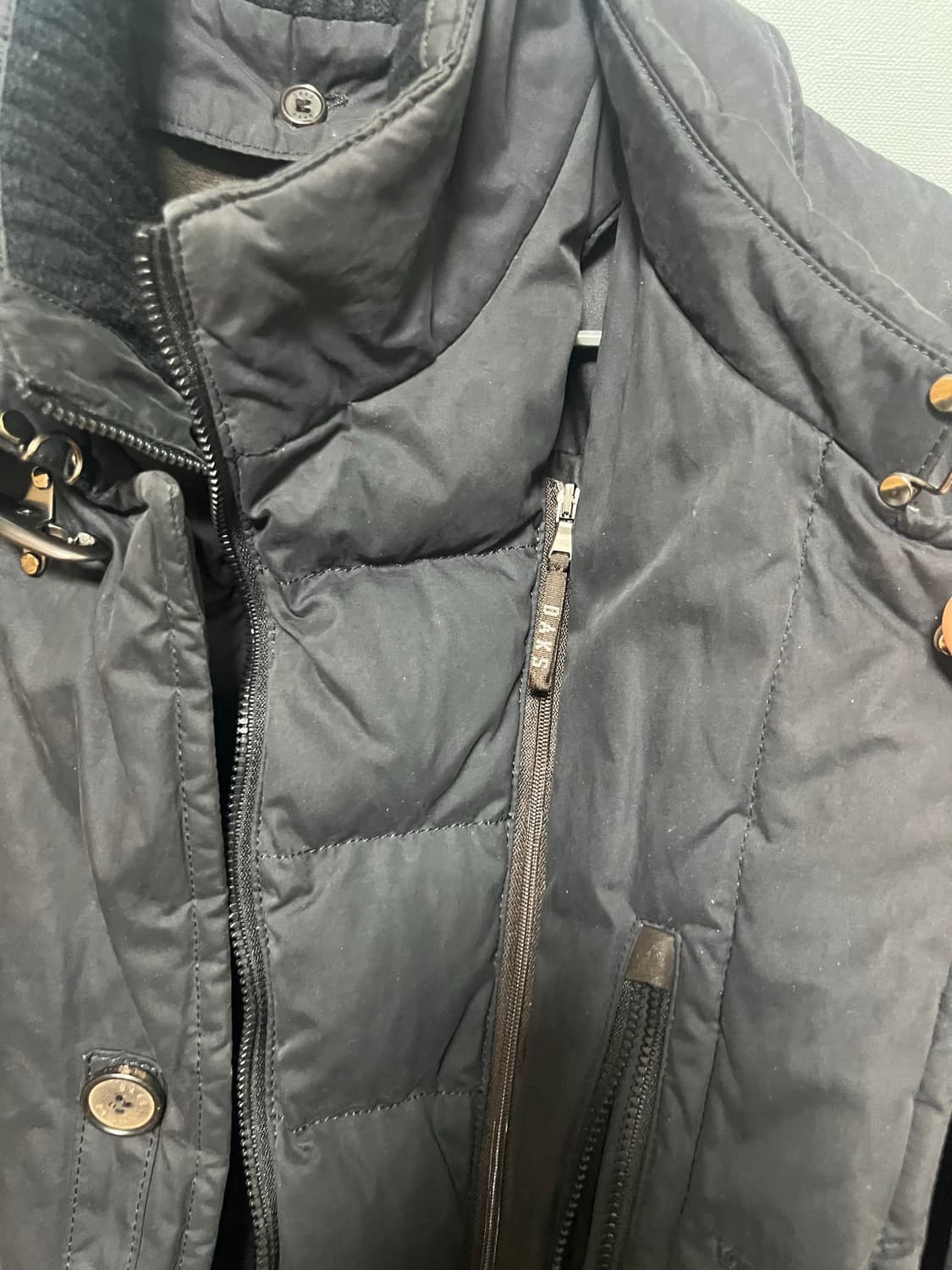 닥스(DAKS) 블랙 남성 구스다운 패딩자켓 상품이미지4