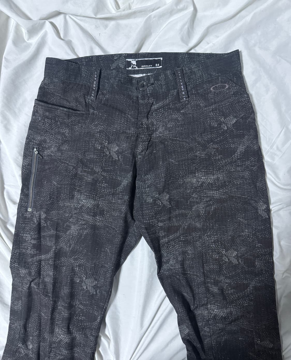 오클리 스컬 네로우 테이퍼드 팬츠 상품이미지1