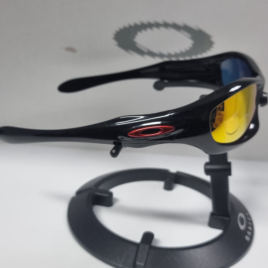 오클리 몬스터독 블랙 루비새렌즈 상품이미지4
