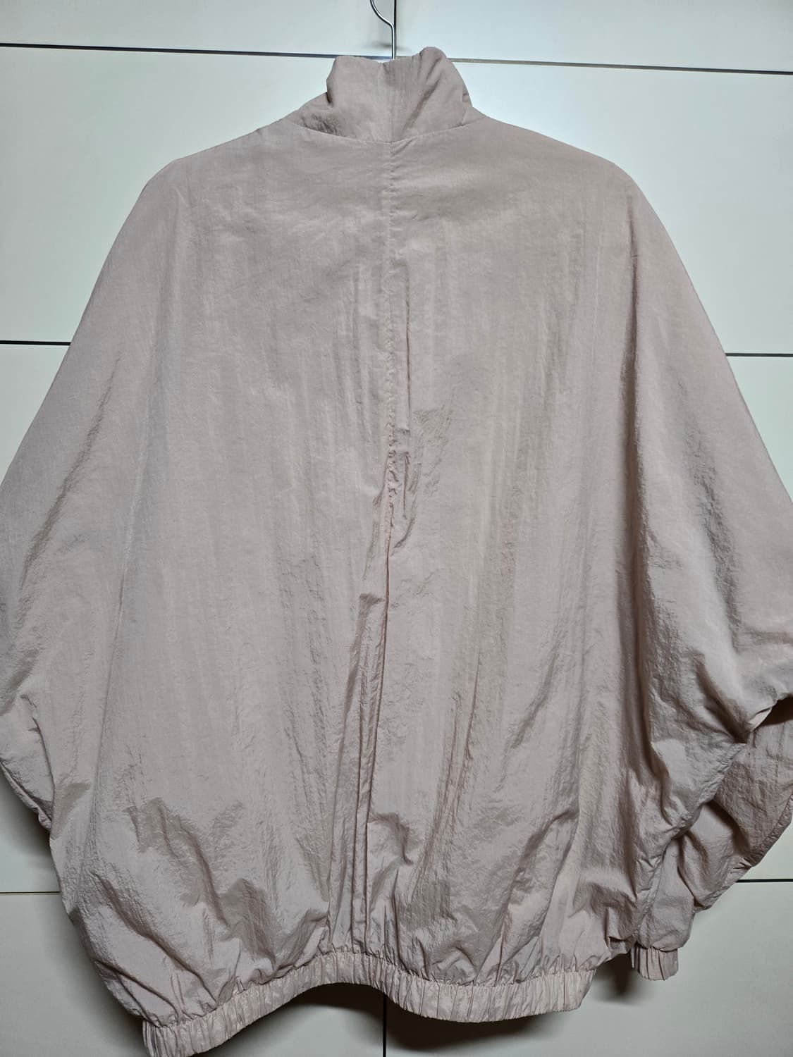 나이키 핑크 스우시 에센셜 우븐 바람막이 점퍼 상품이미지5