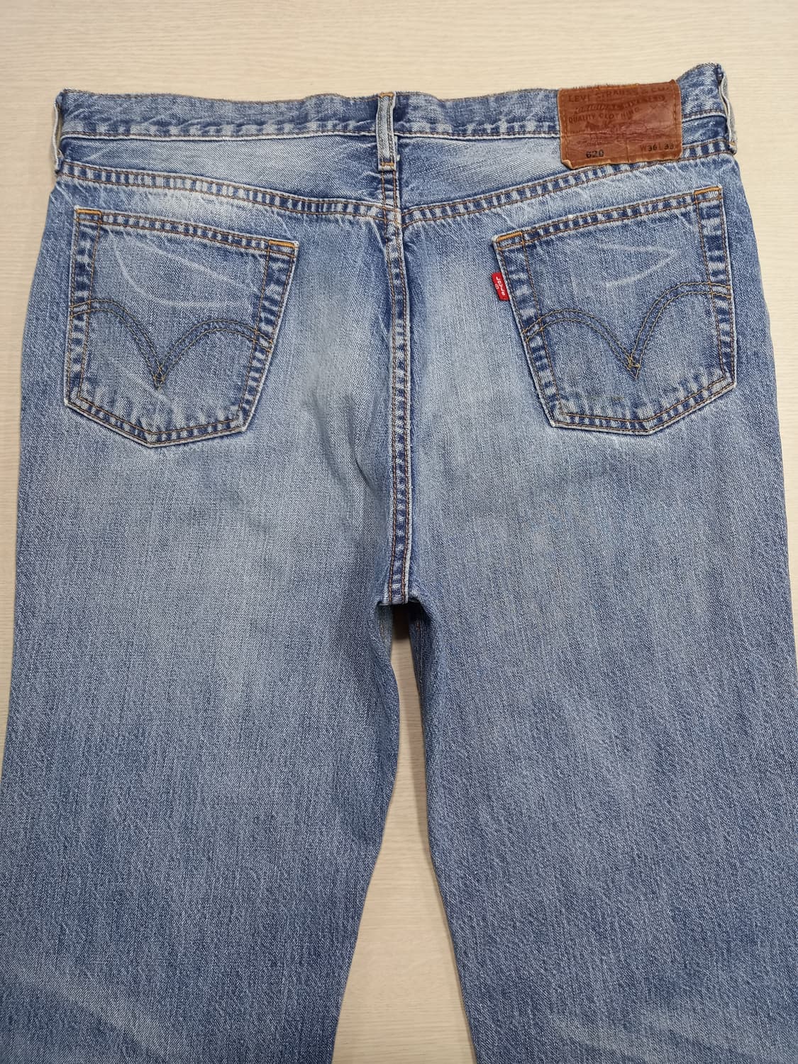 36 리바이스620 워싱 슬림일자진 연청 36-428 상품이미지4