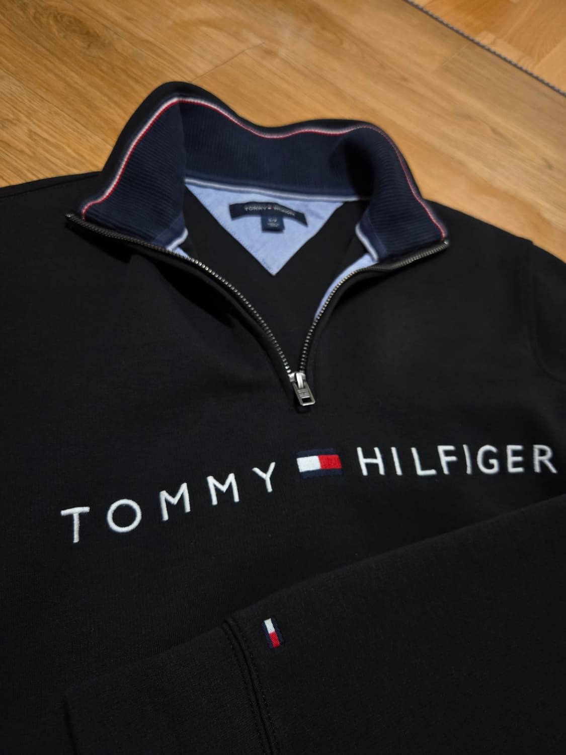 타미힐피거 로고 하프 집업 맨투맨 상품이미지3