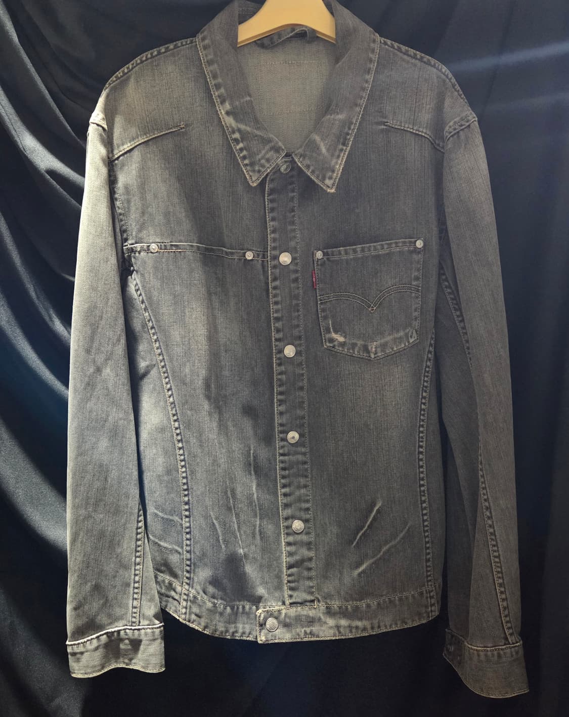 리바이스 엔지니어드 빈티지 흑청 데님 트러커 자켓 상품이미지2