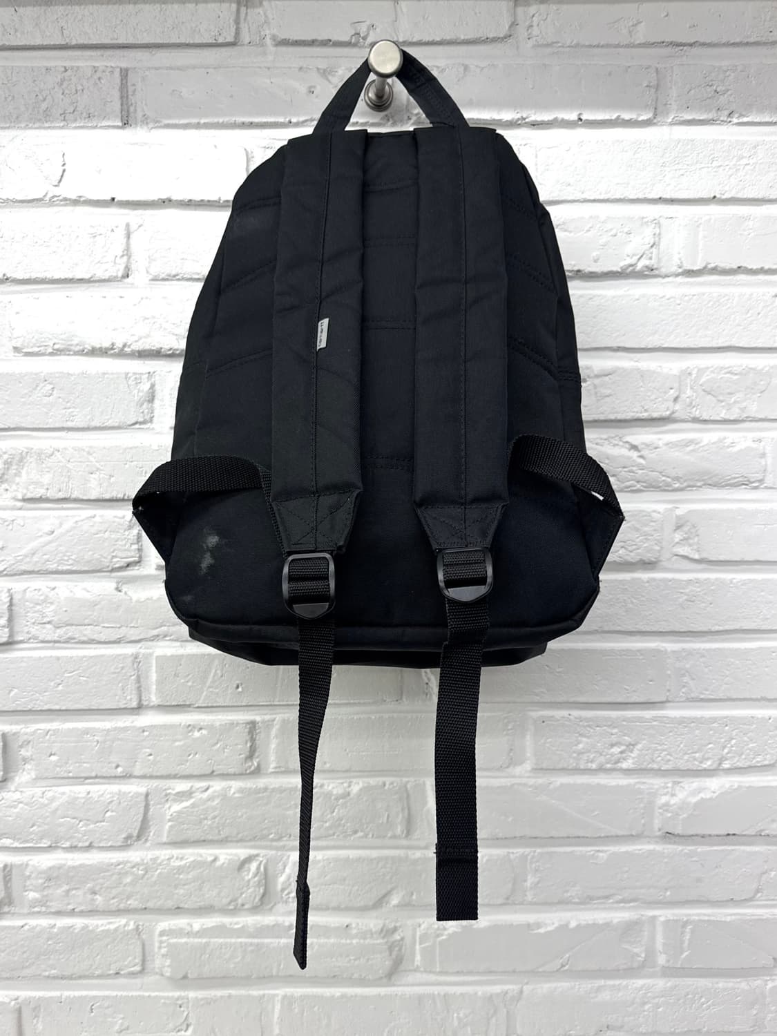 칼하트 블랙 백팩  상품이미지4