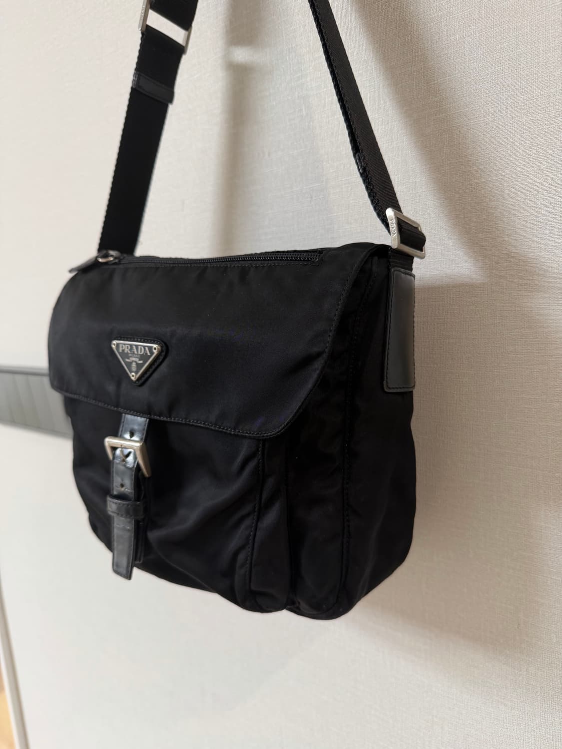 정품 프라다 포코노 나일론 주우재백 메신저백 크로스백 숄더백 상품이미지3