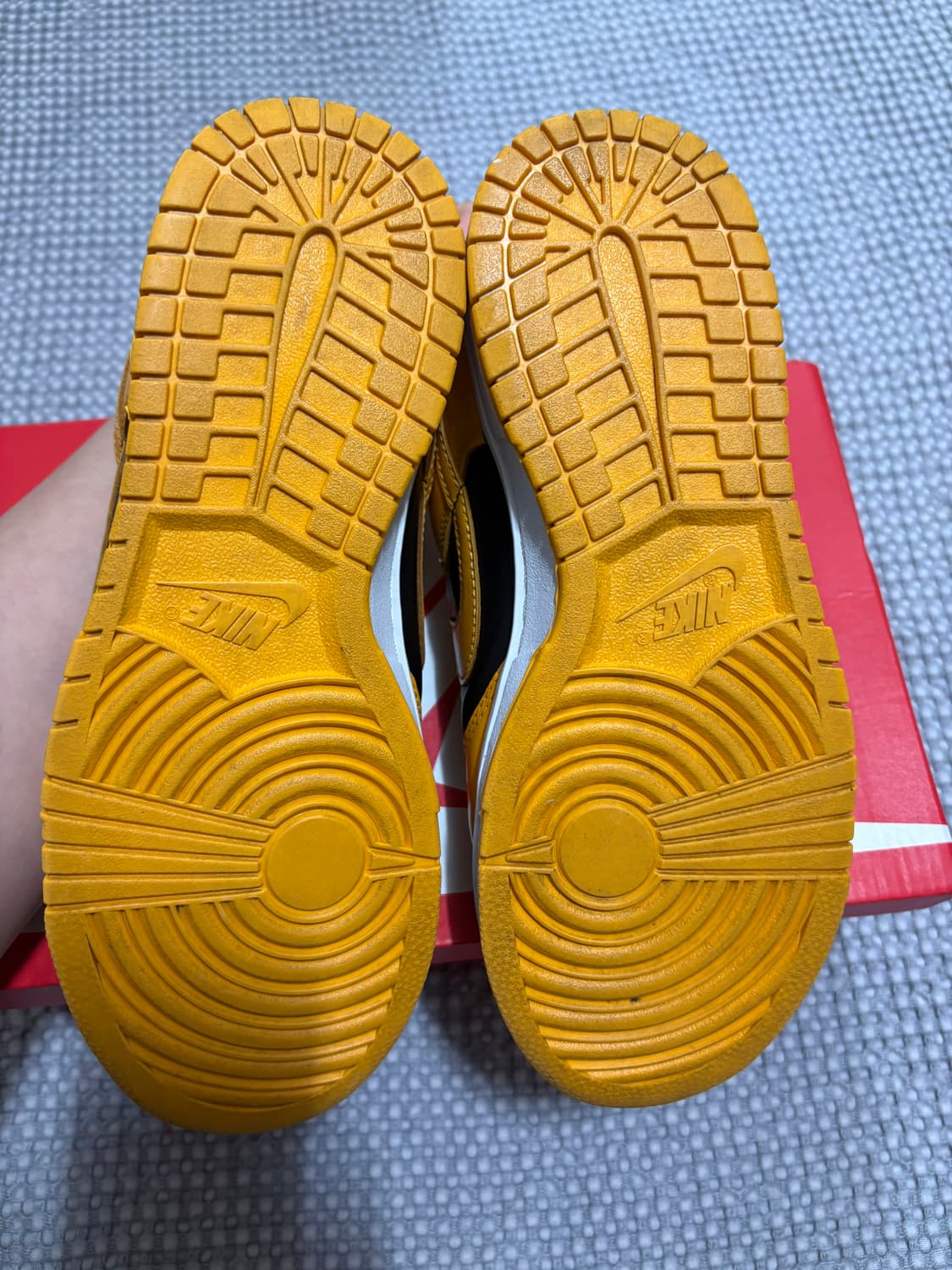 나이키 덩크 로우 레트로 챔피언쉽 골든로드 250 상품이미지4