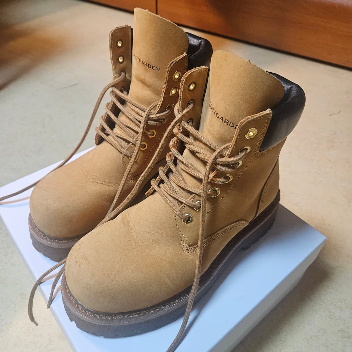 로스트가든 루트 42사이즈 팝니다 상품이미지1