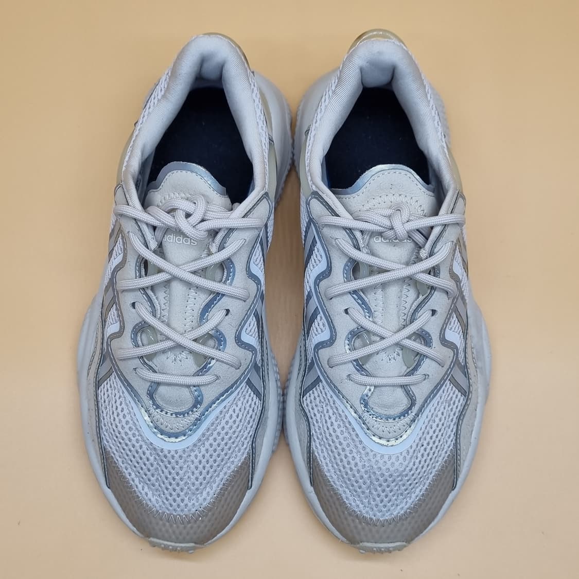 아디다스 오즈위고 베이지 여성운동화230  상품이미지2